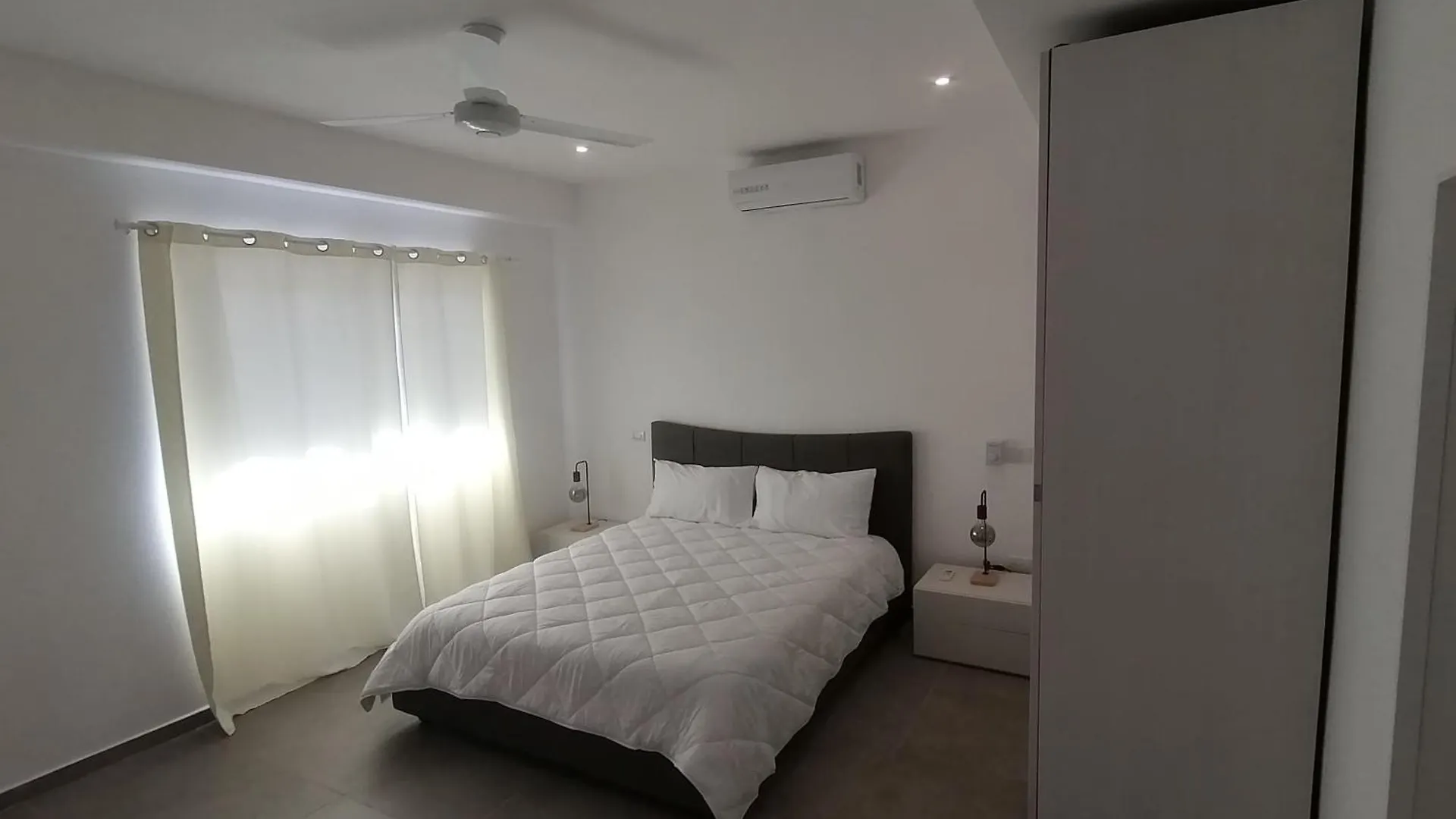 公寓 Sabrina Plaza Residence 拉斯特拉纳斯